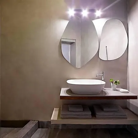 Kallos Of Mykonos Aparthotel 4*