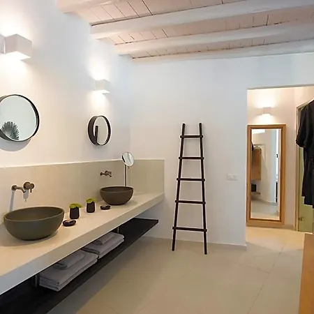 Aparthotel Kallos Of Mykonos 4*